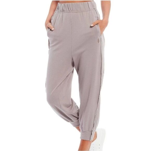 Free People Movement Where the Wind Blows high rise Joggers women’s size Small - Picture 1 of 13